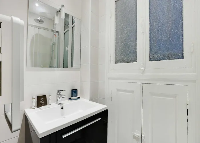 شقة Charming Flat - 1bd 3p - Felix Faure باريس